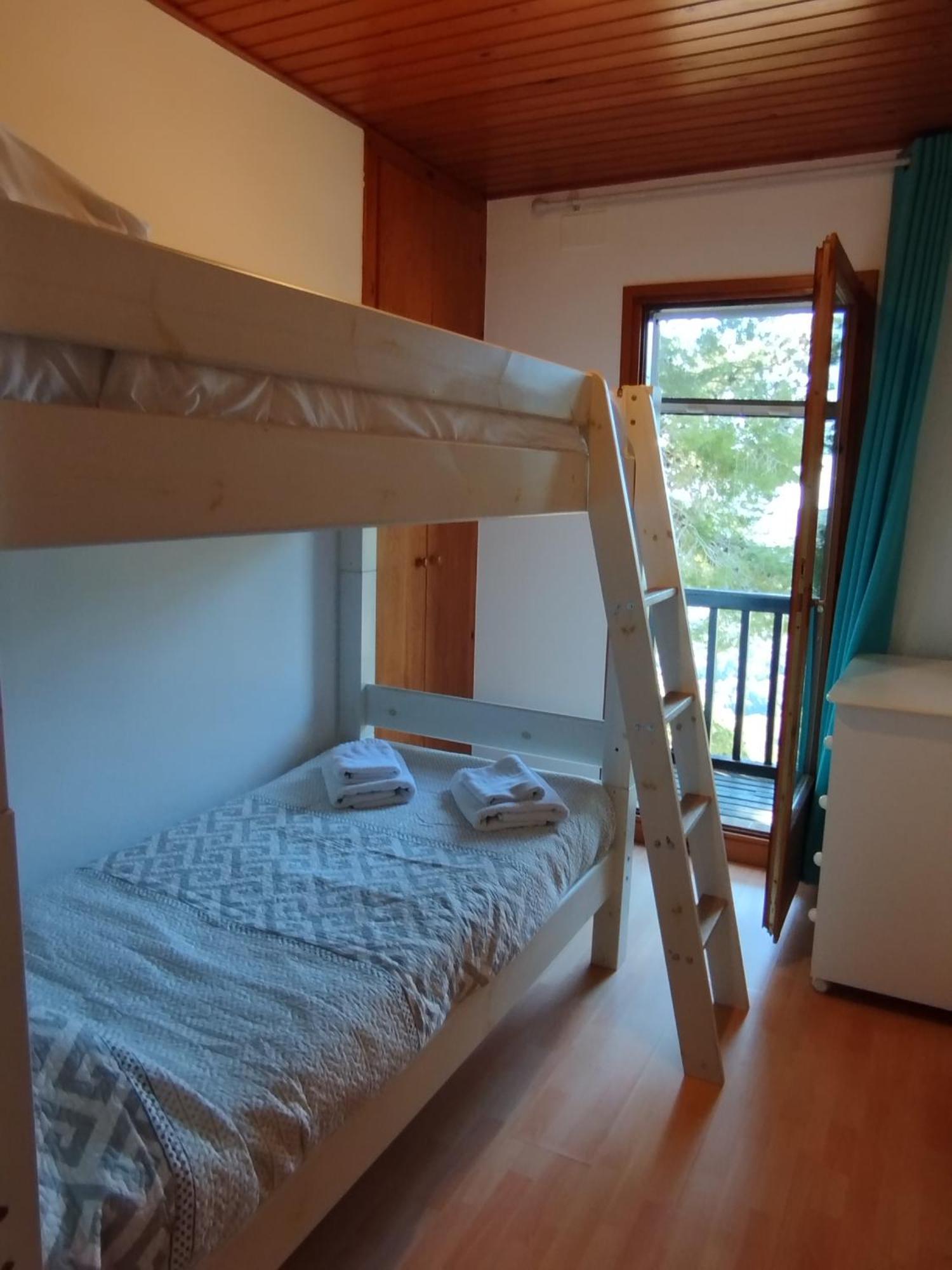 Casa Con Piscina En *