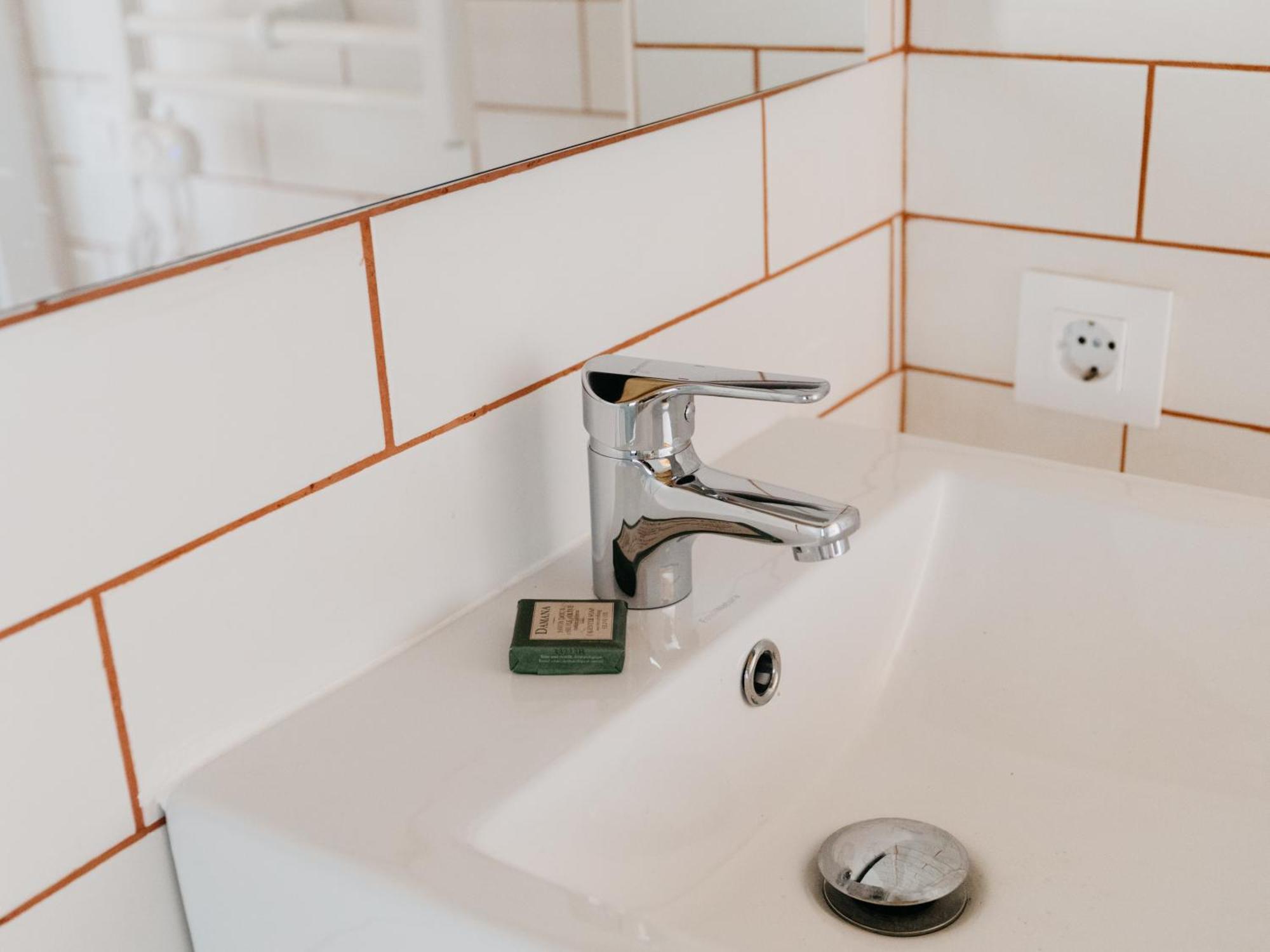 Apartamento Camins Del Priorat : Ermita Pinyeres *