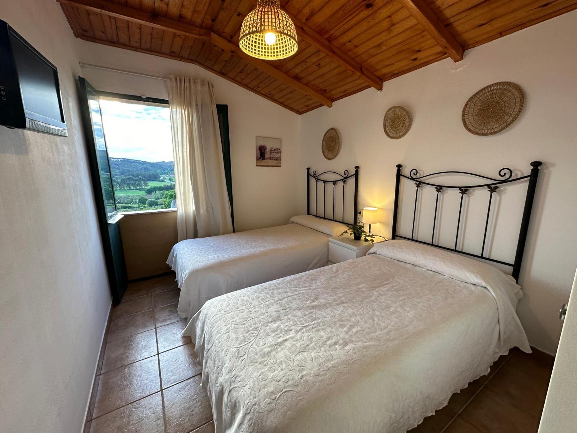Increible Casita Gallega. * Palas de Rei