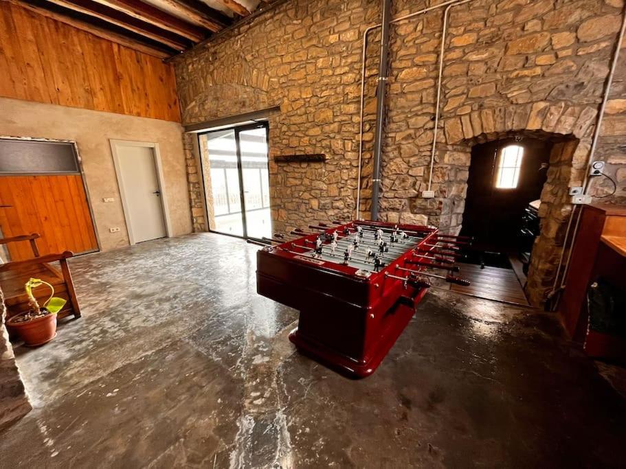 Cal Miret Villa