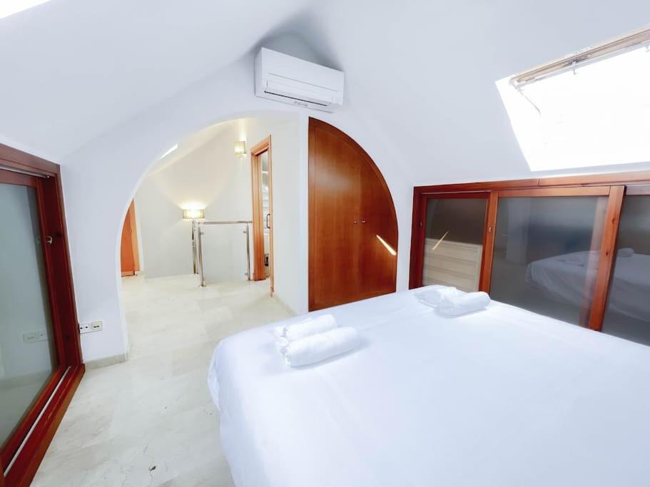 Apartamento Atico Coqueto En Marbella, Cerca Puerto Banus