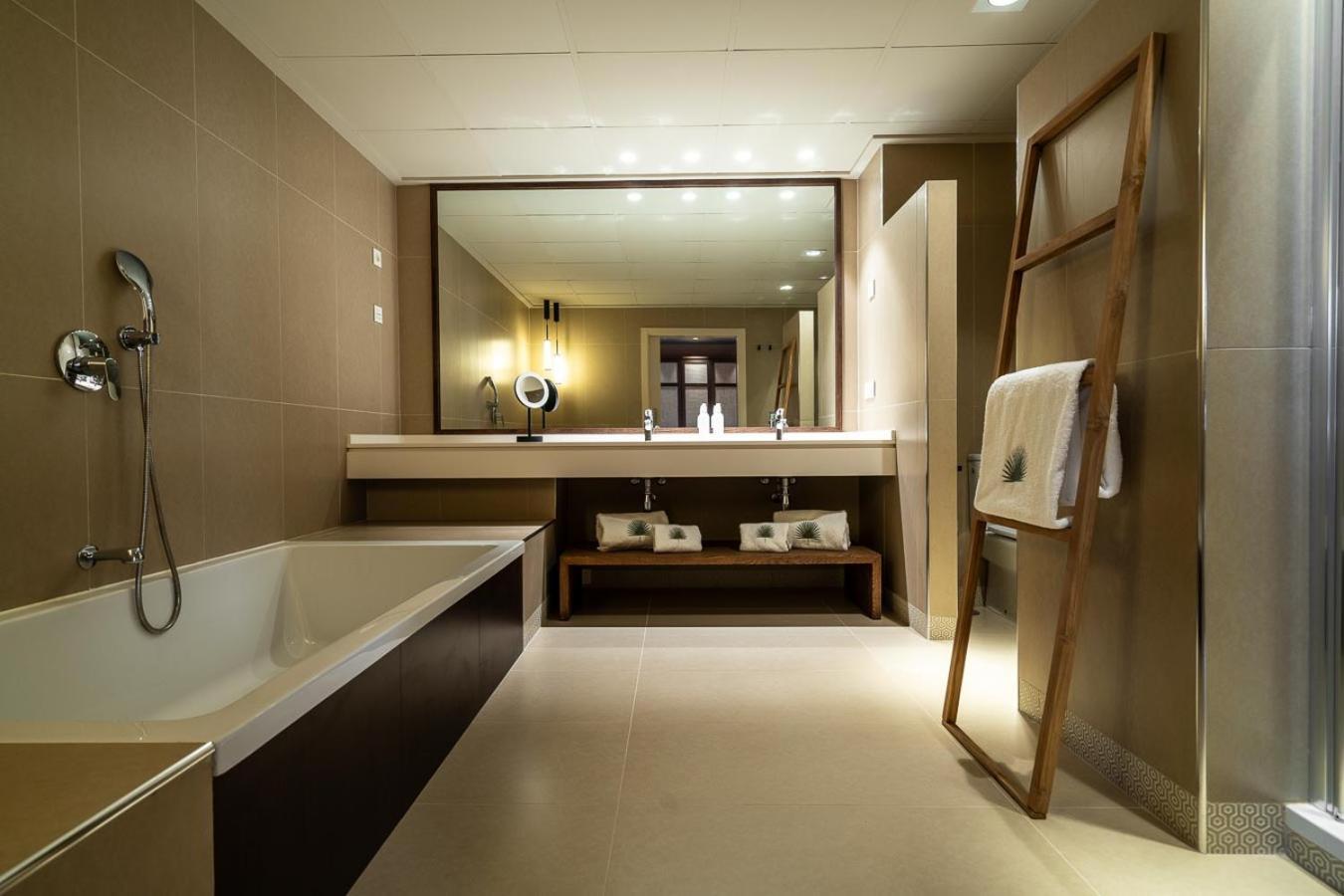 Hotel Ritual De Terra & 4*