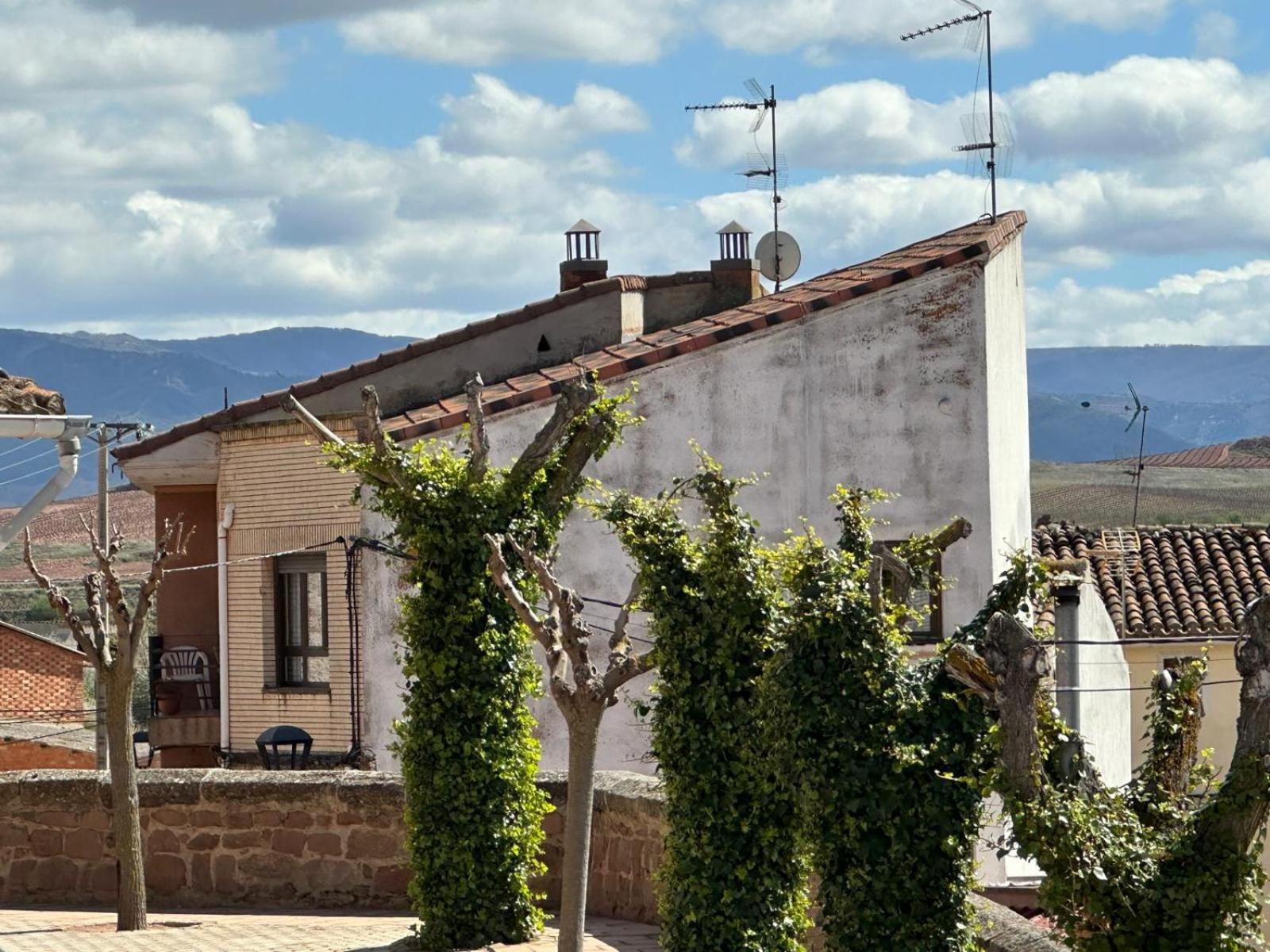 La Plaza Azofra