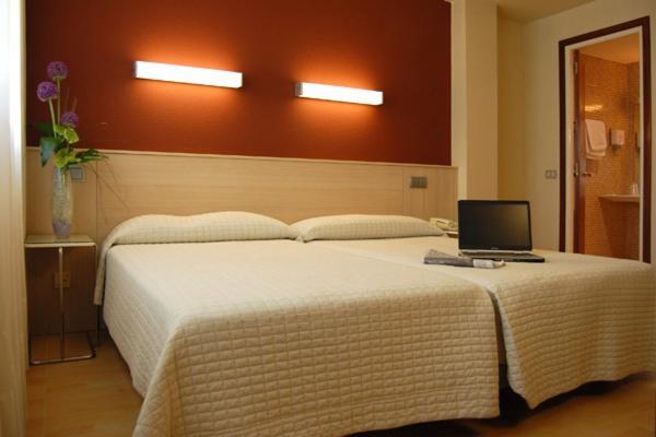 Alaiz Hotel