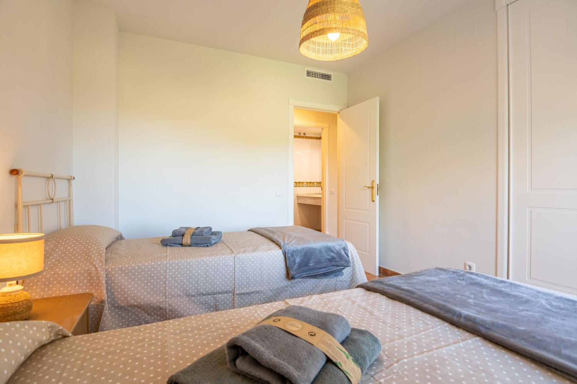 Apartment La Quinta I By H Isla Canela