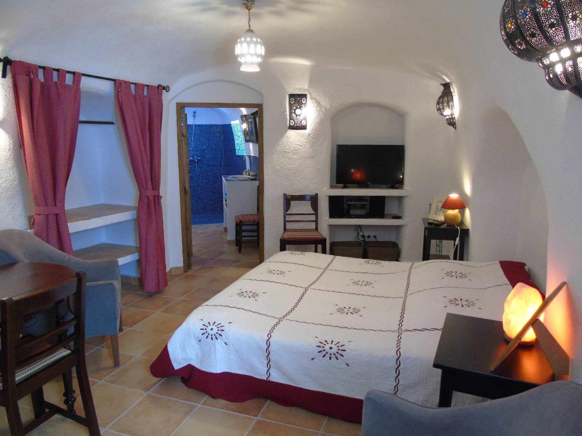Cuevas Andalucia * Baza