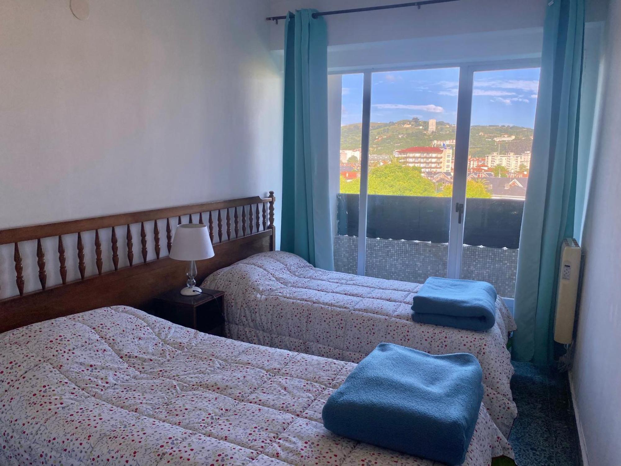 Apartment Sea