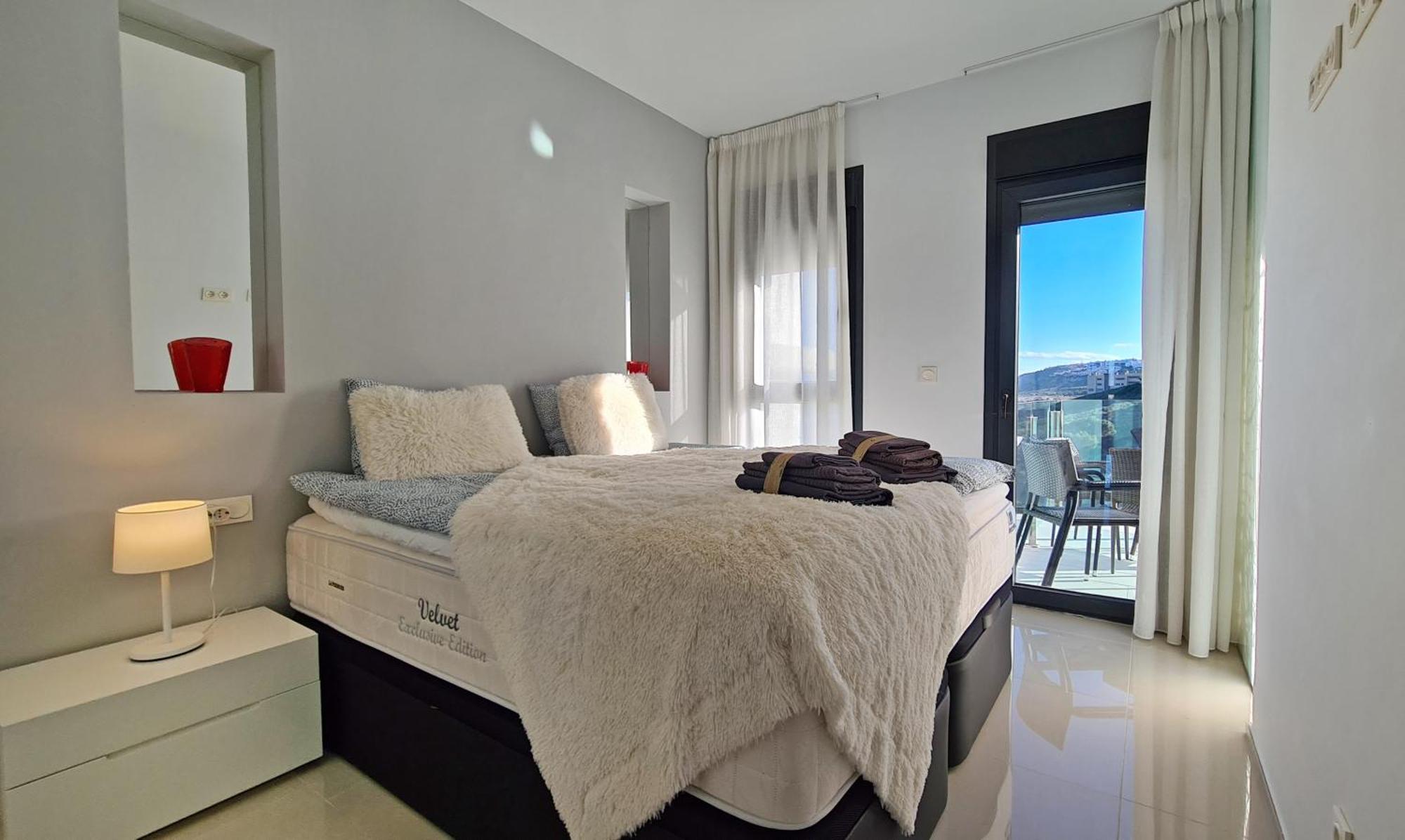 Apartamento Beachfront Luxury By Nras Arenales del Sol