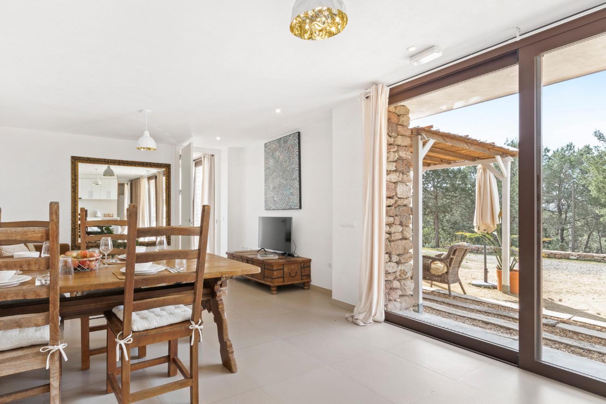 Skye Country house Sant Carles de Peralta