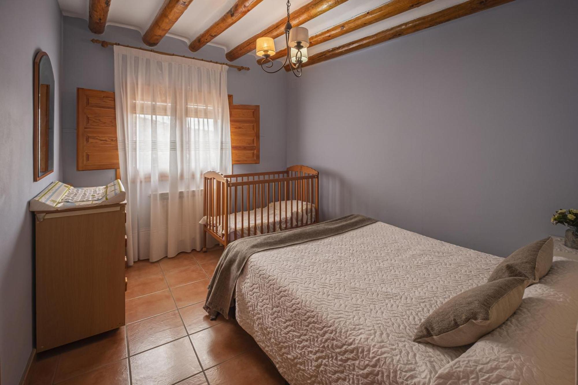 Casas Santos Y Tolta Country house Loarre