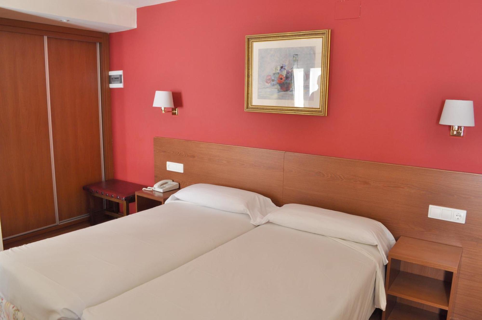 Snoe Hotel