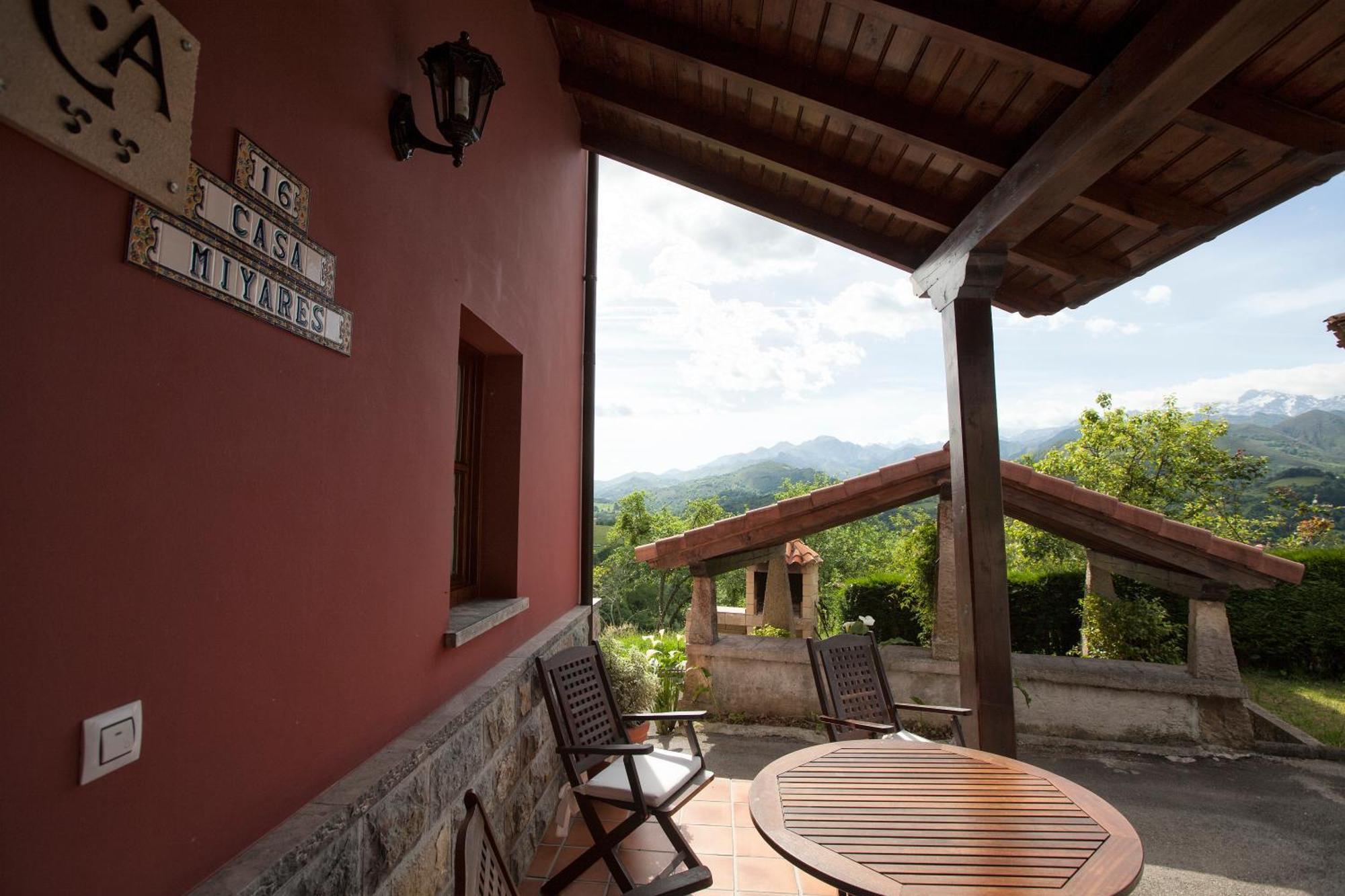 Casa Vacacional Miyares Holiday home La Estrada (Asturias)
