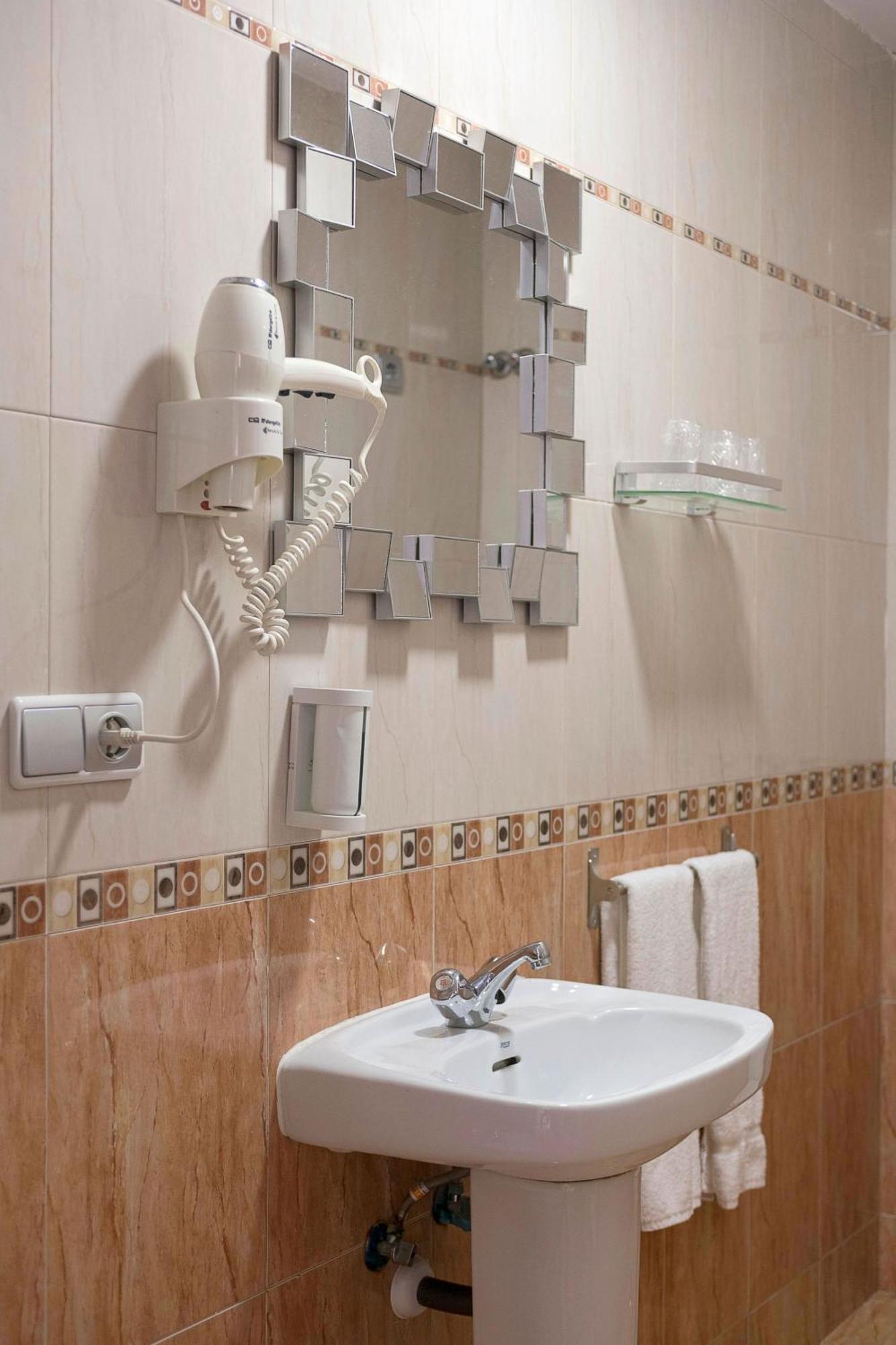 Colon Guest house *