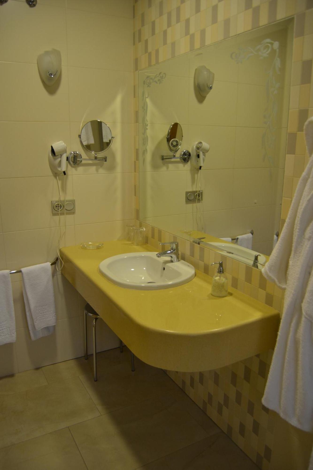 Versalles Hotel