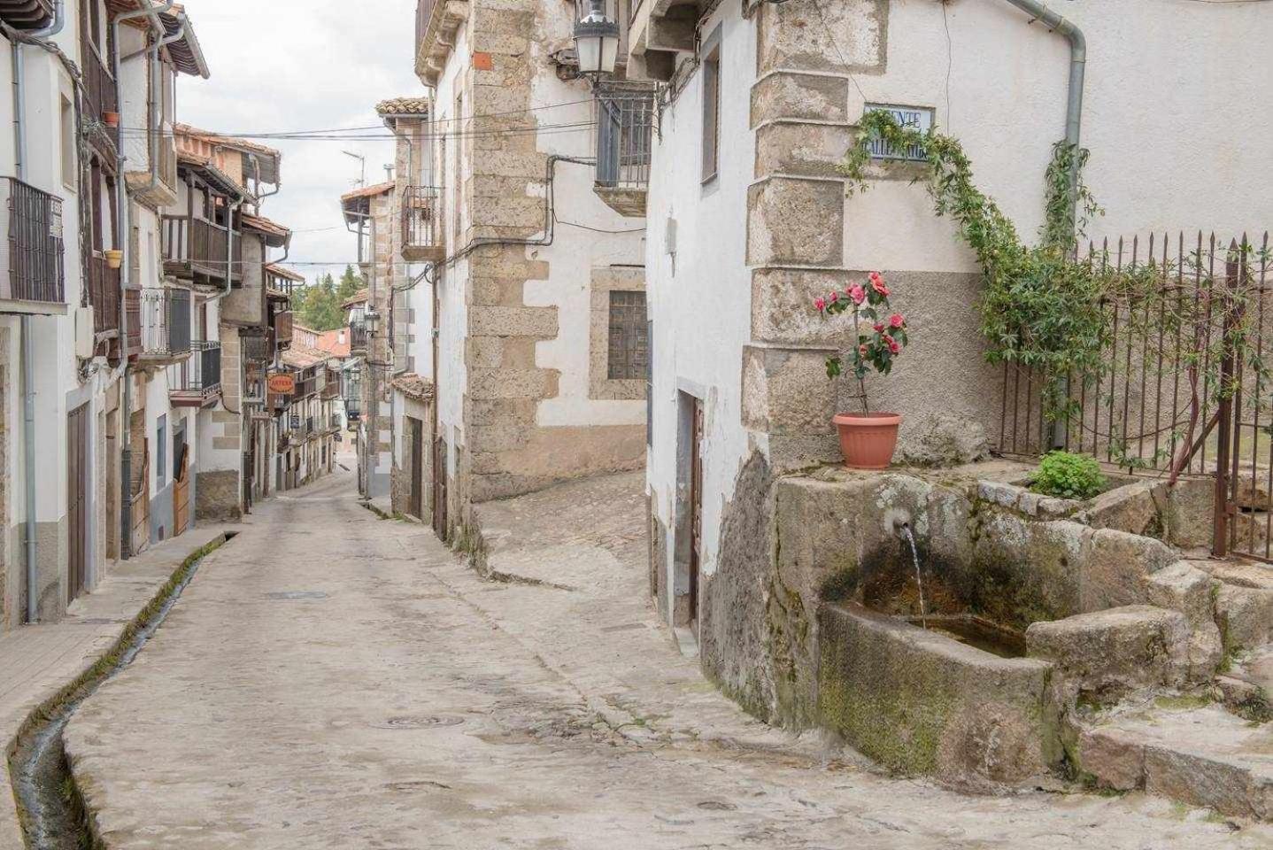 Candelario Apartamentos * Candelario