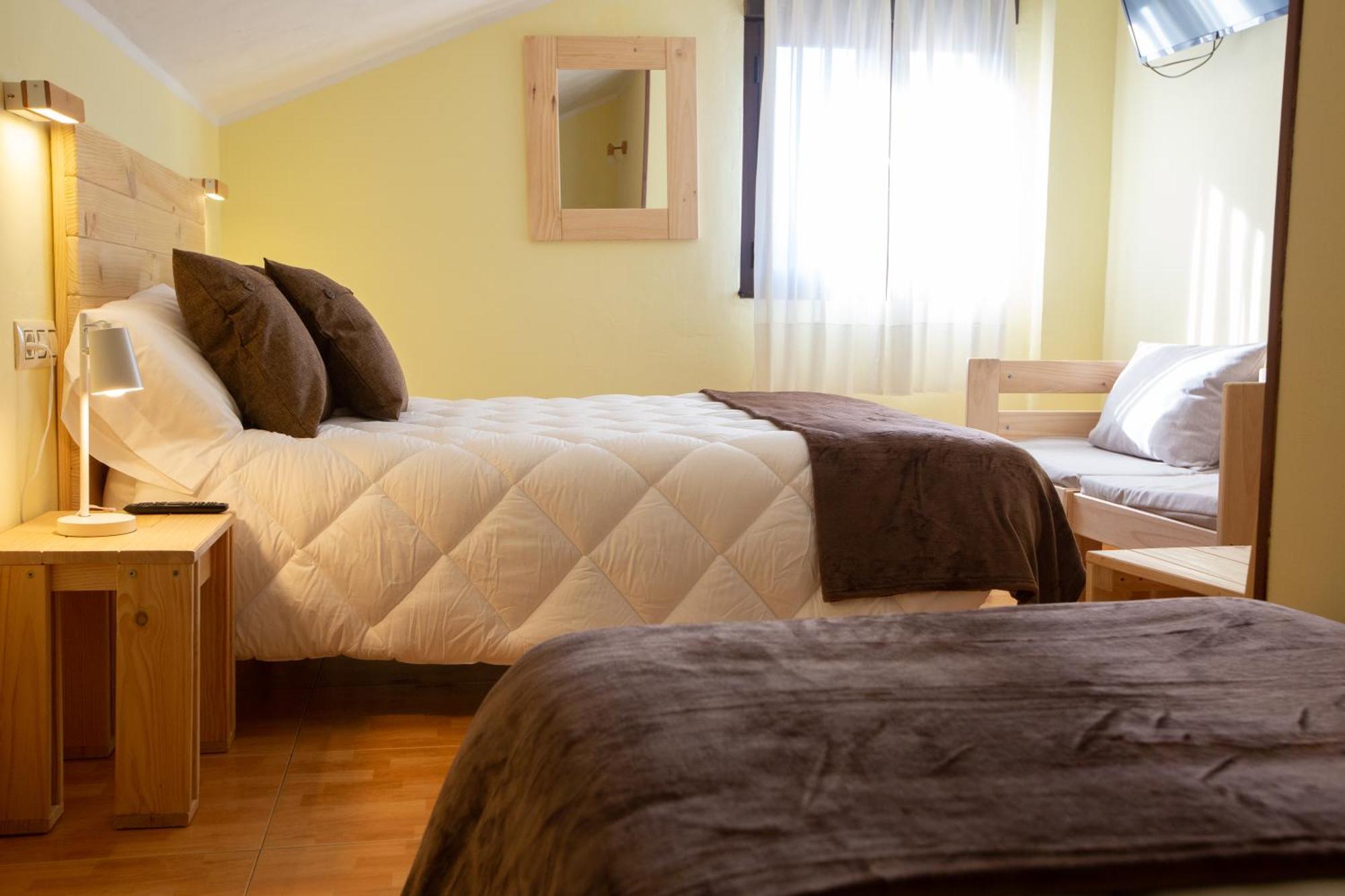 La Casona De Cardes Hotel
