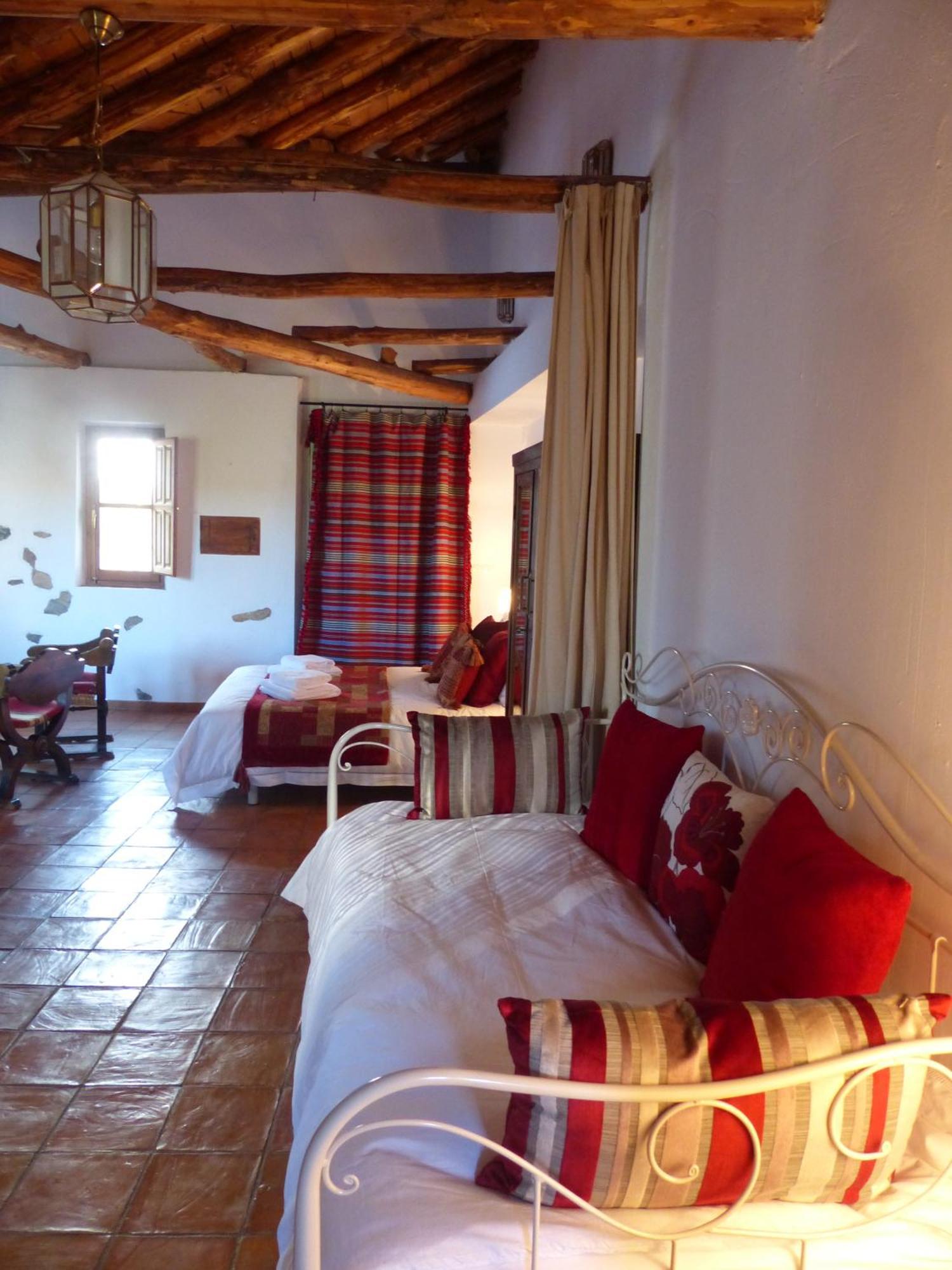 Casita De La Vaca * Mondujar