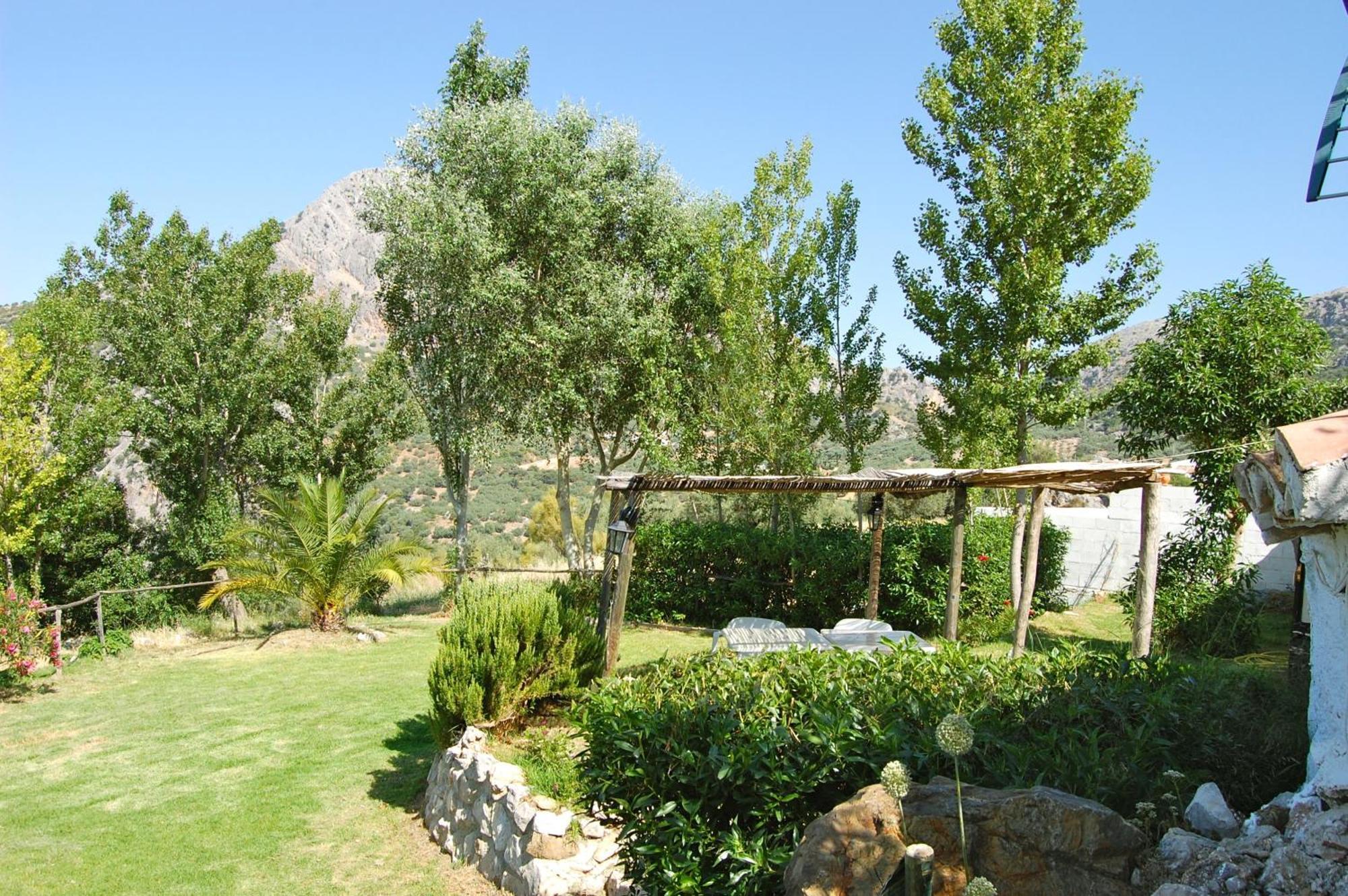 Cortijo Pulgarin Bajo * Alfarnatejo