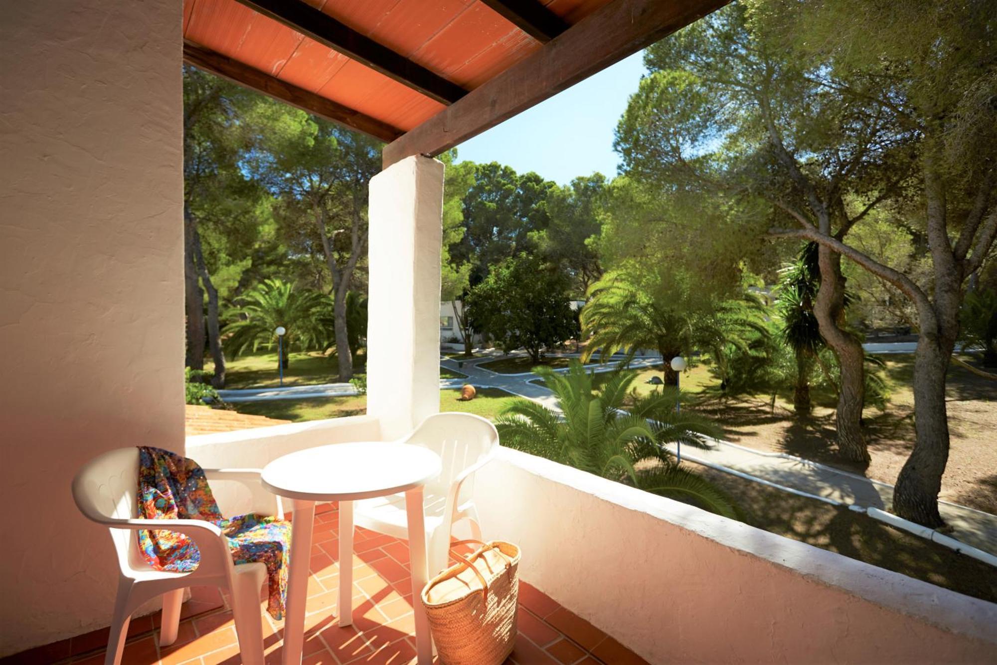 Insotel Club Maryland 3* Playa de Migjorn