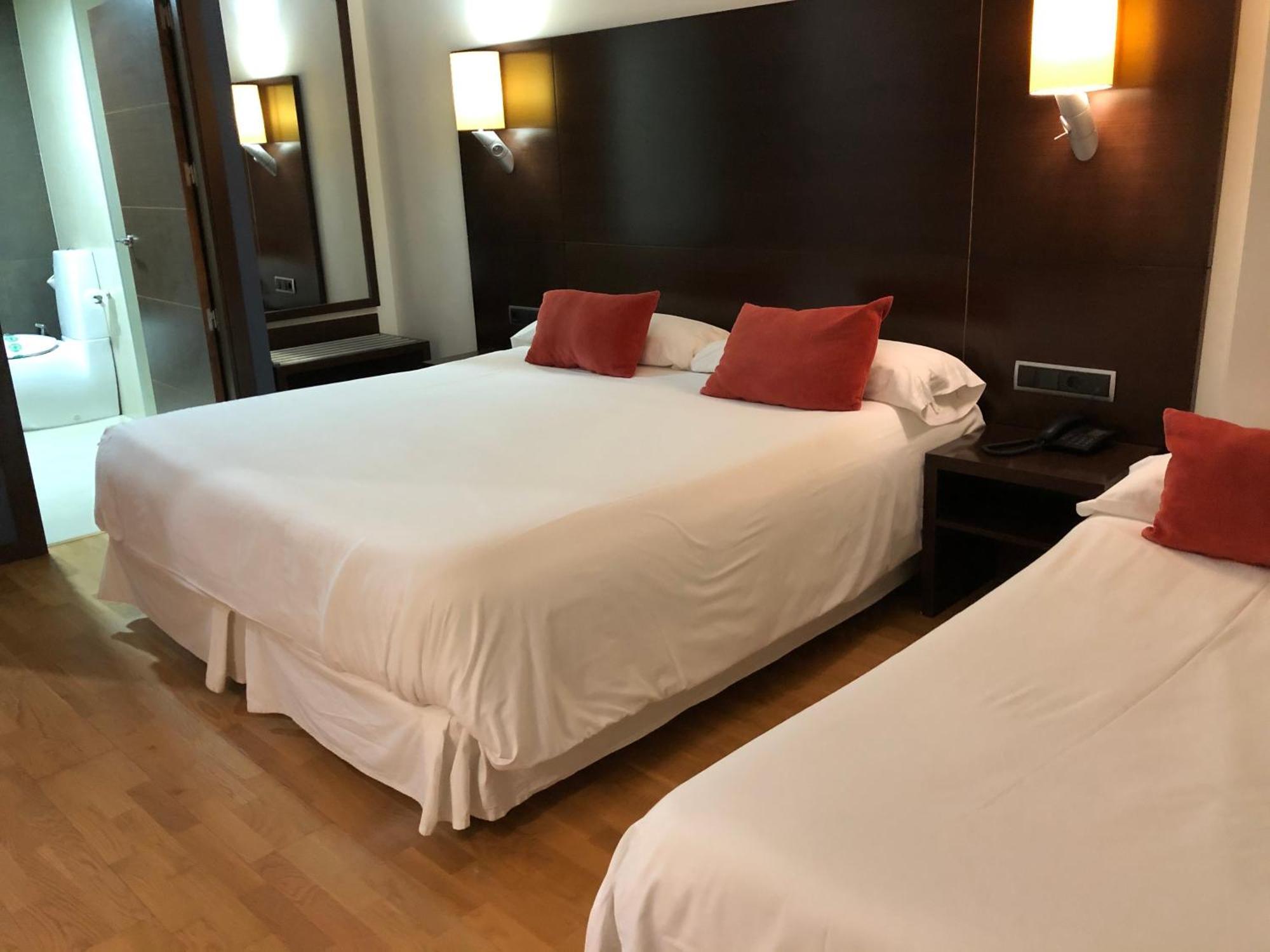 Hospedium Valles De Gredos Golf Hotel