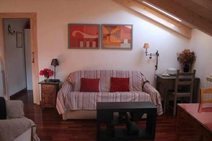 Bonito Apartamento Para 2 Personas * Castejón de Sos