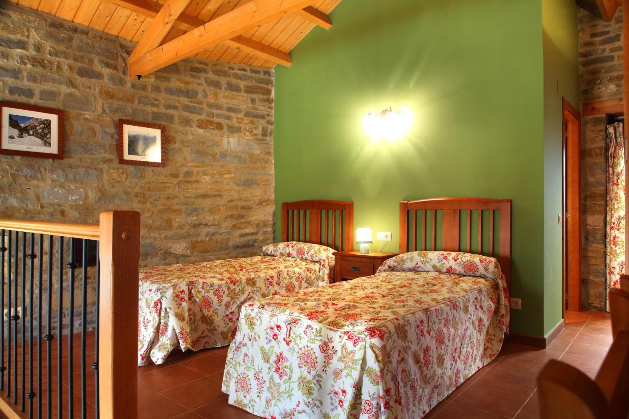 Casas Pirineo, Apartment *
