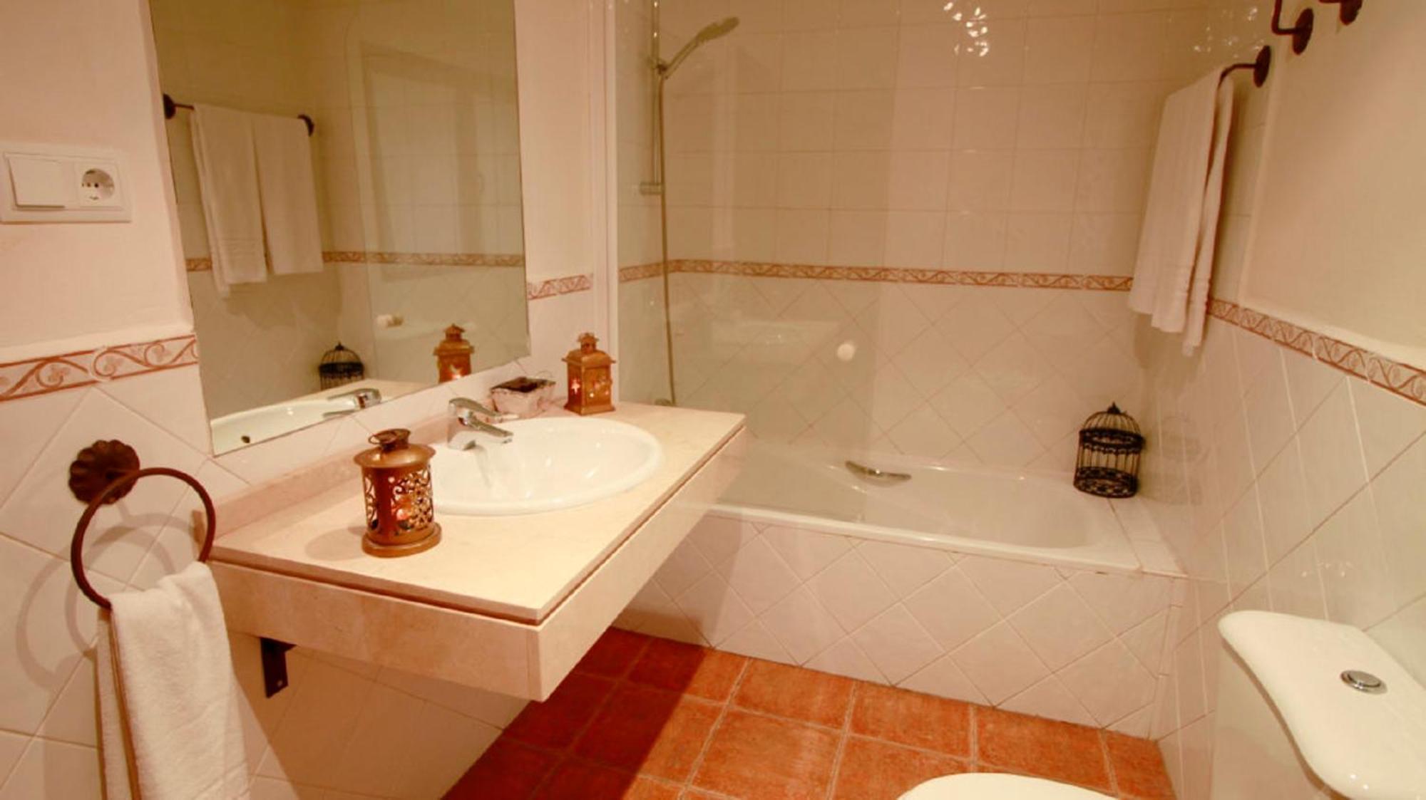 Casona De Navalmedio Hotel 3*