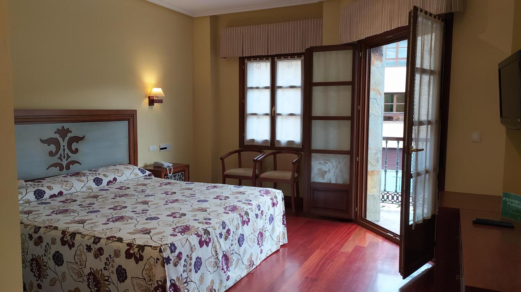 Valle Luiñas Hotel 3*