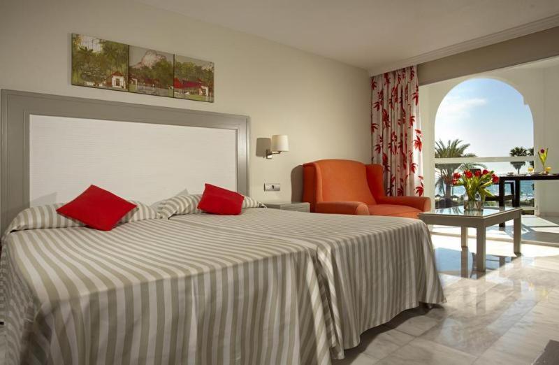 Apartahotel Marinas De Beach&spa