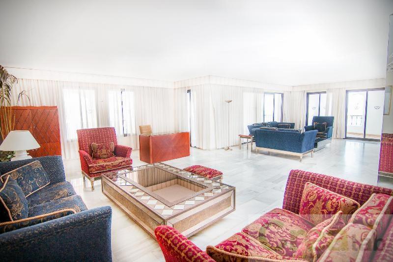 Park Plaza