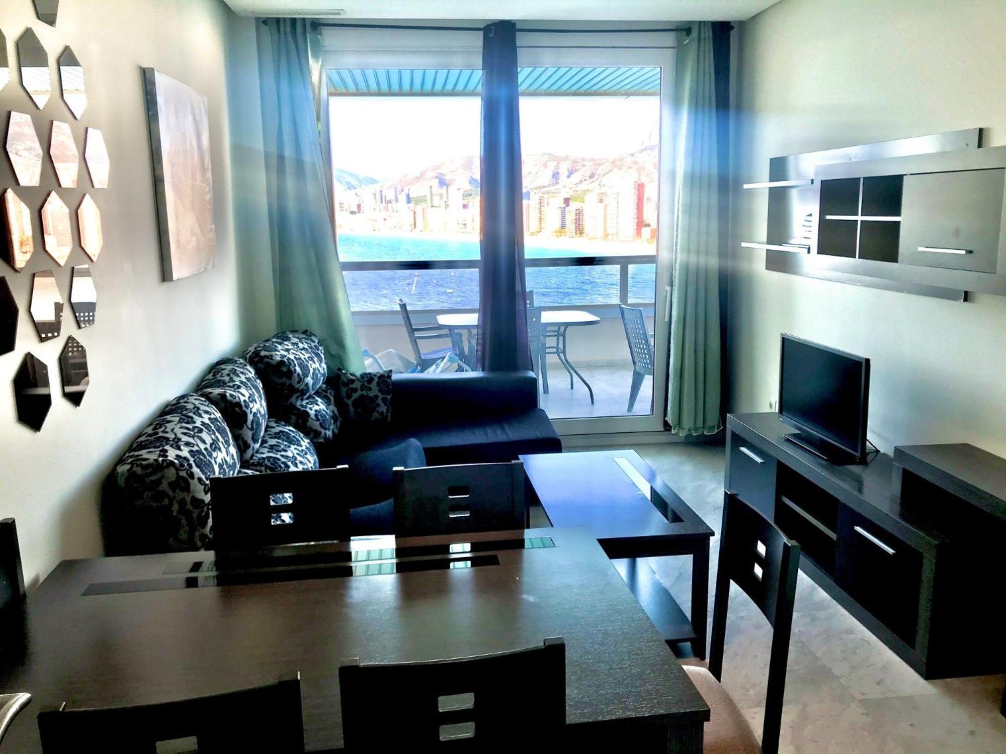 Gemelos 28 Blueline Apartment