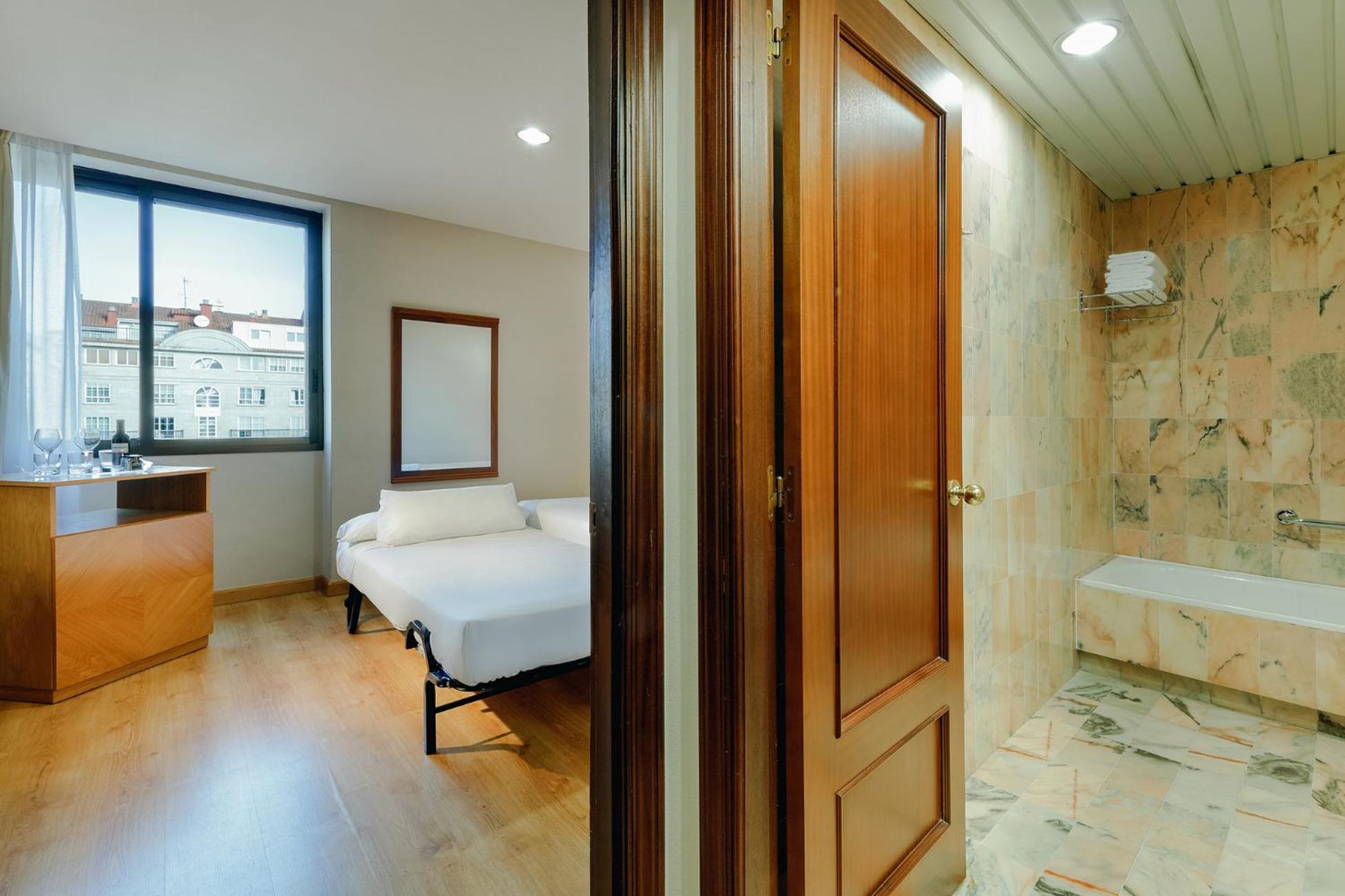 Hesperia Hotel 4*