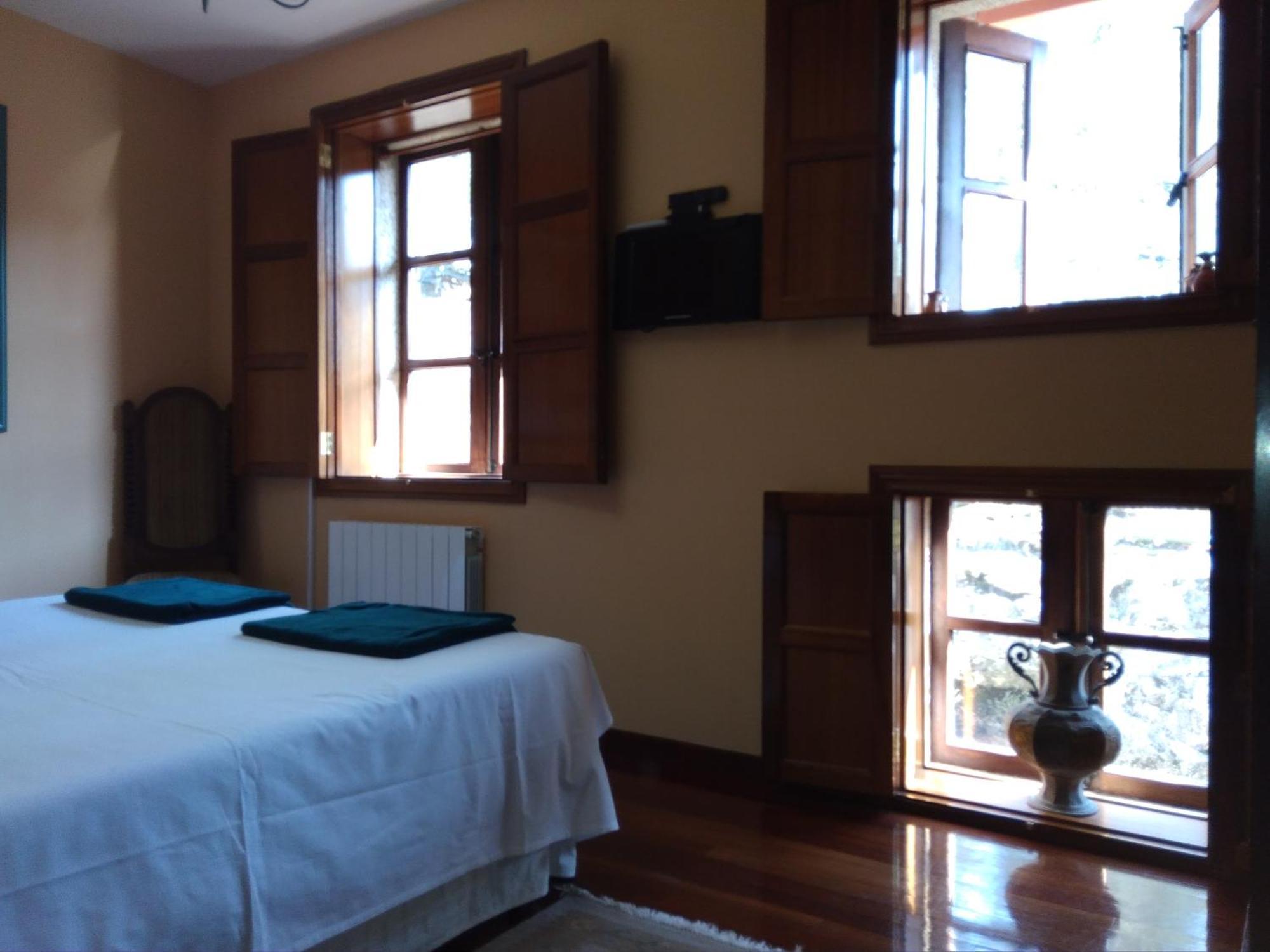 Casa De Labranza A Rega Pensión