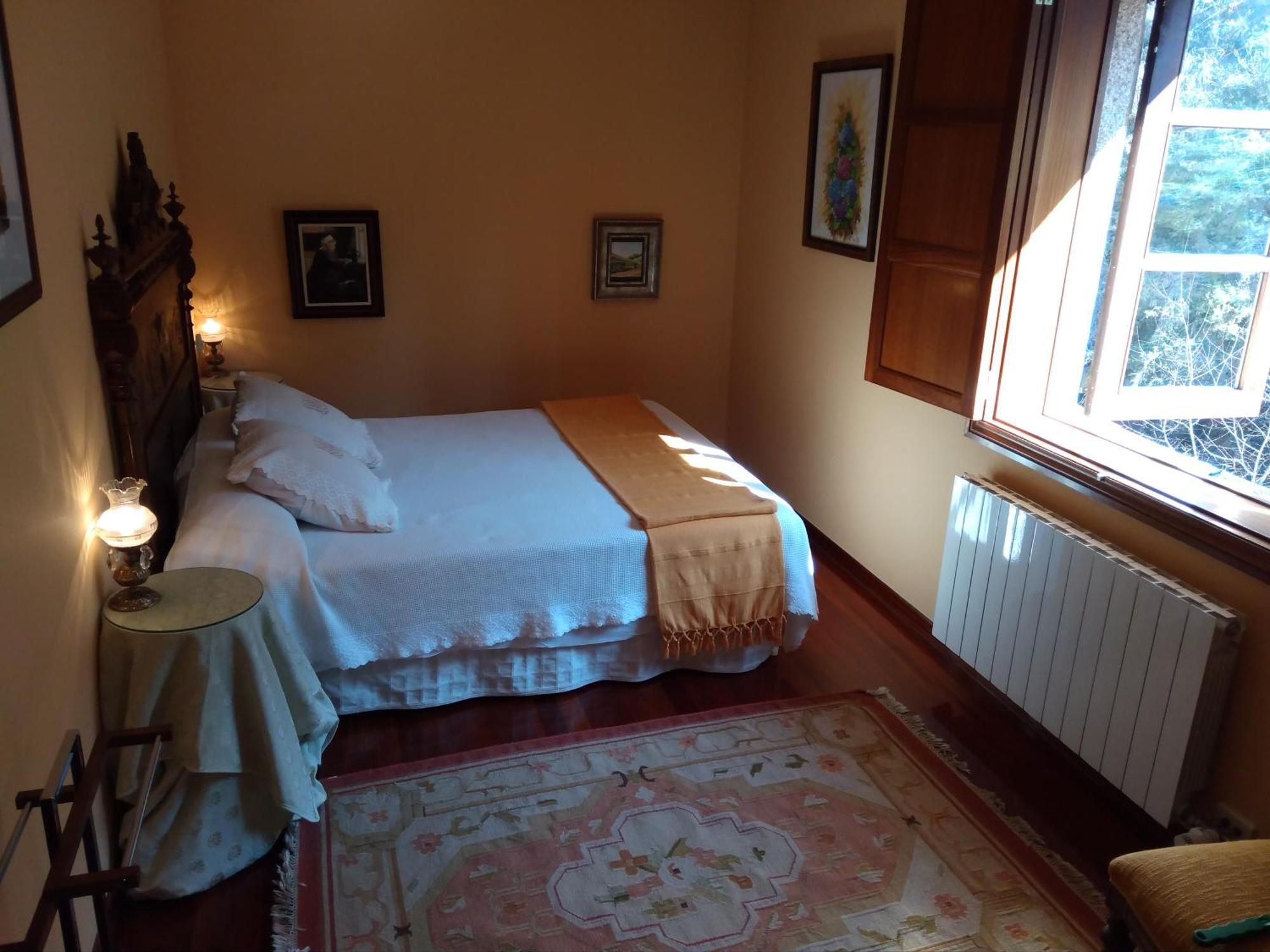 Casa De Labranza A Rega Pensión 3*