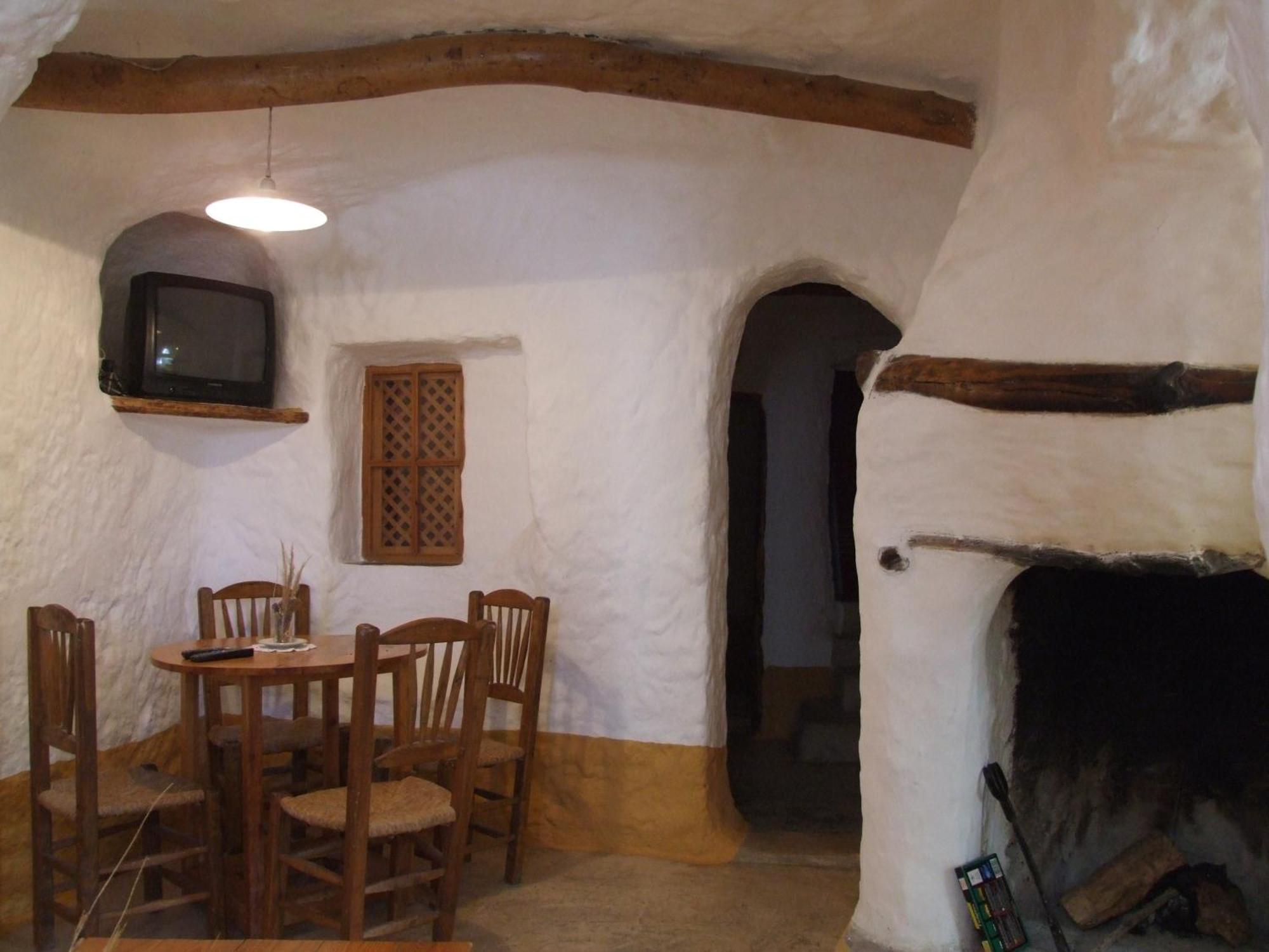 Al Jatib Apartment Baza