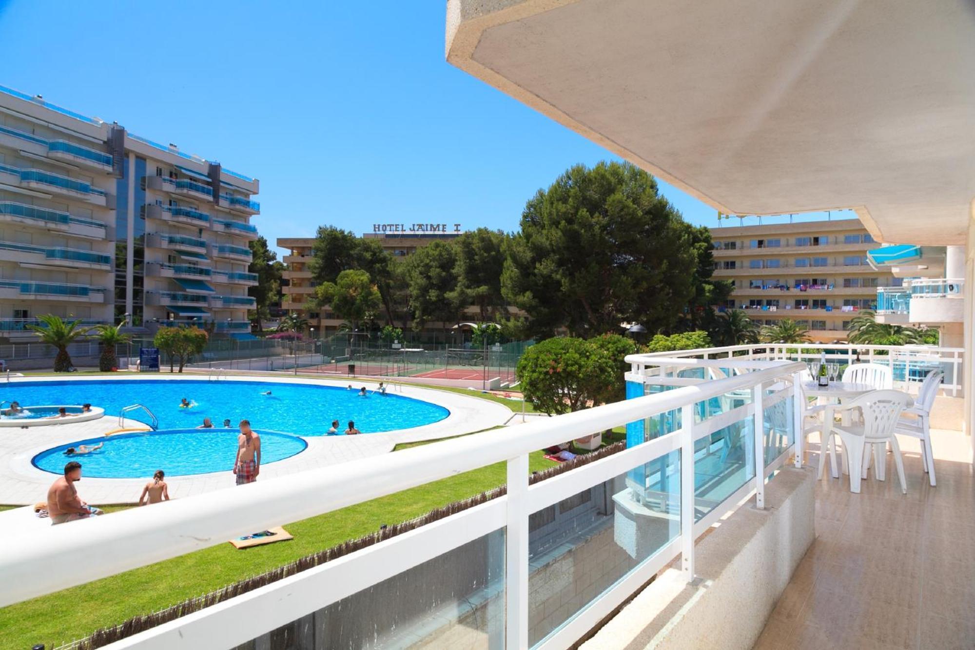 Apartment Uhc Larimar Family Complex Salou