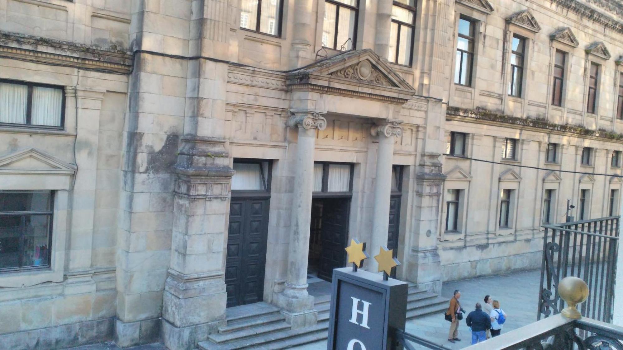 Hotel Pico Sacro Ii 2*