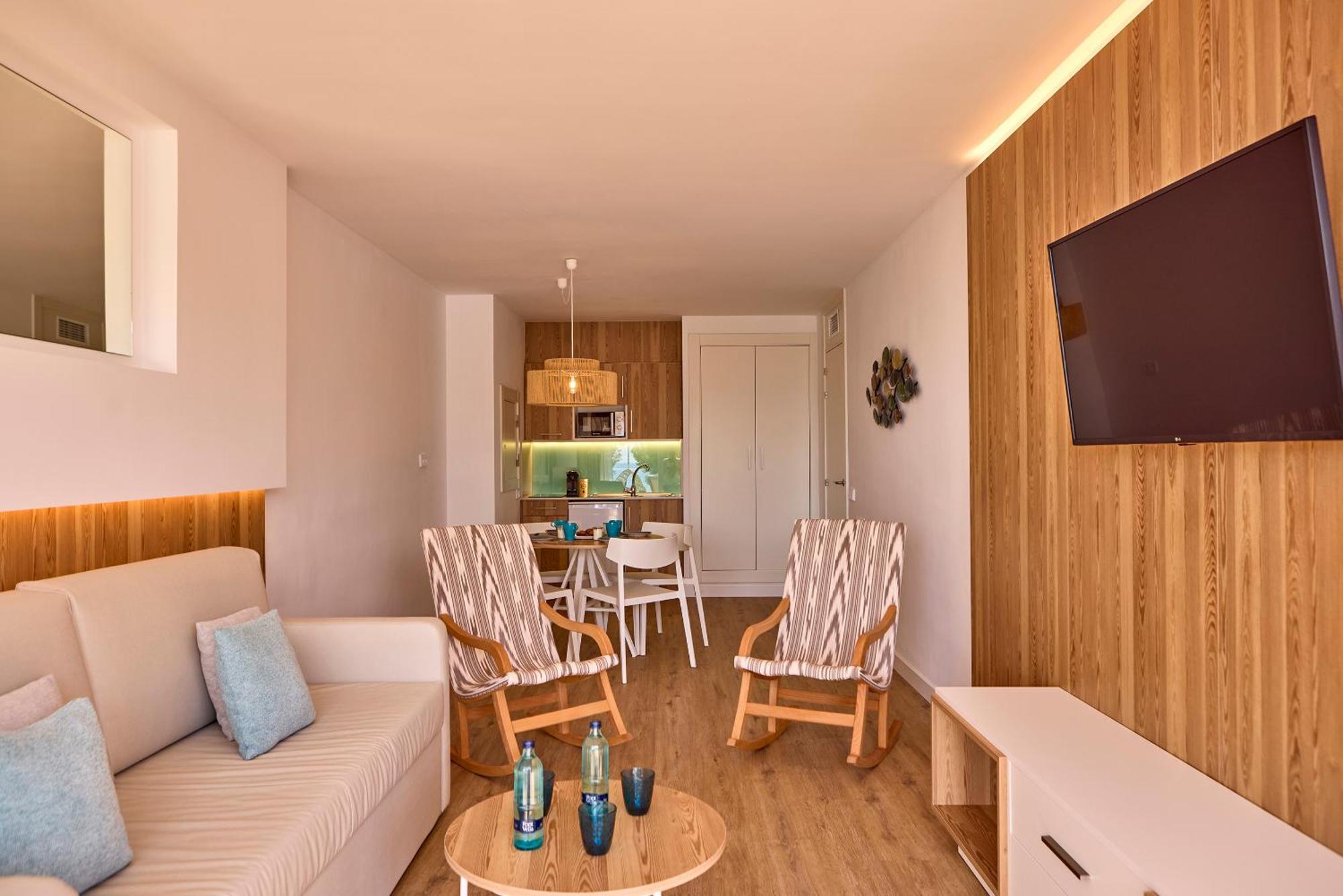 Apartahotel Ponent Mar 4*