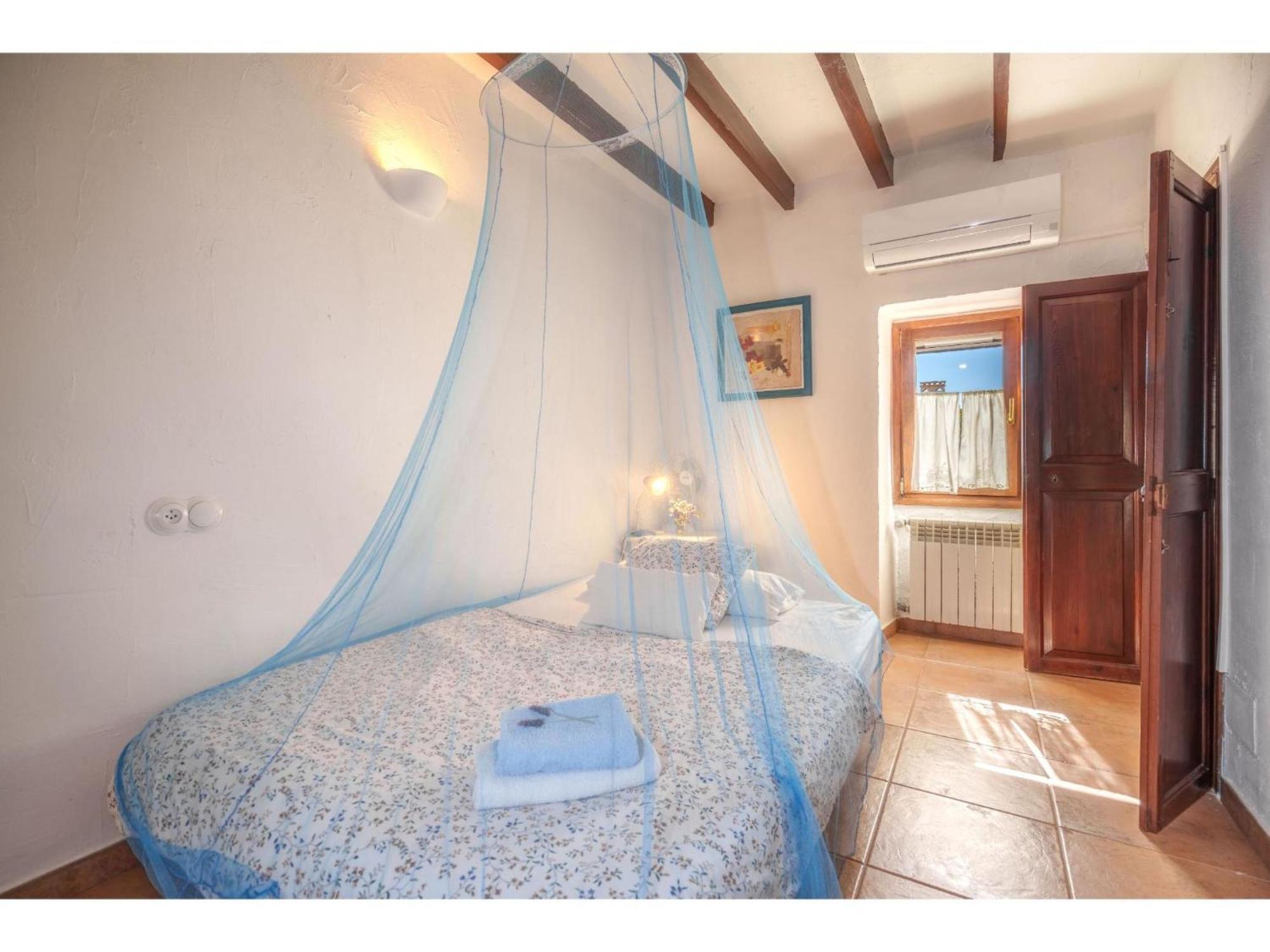Maria Fumet - Cde160 * Capdepera (Mallorca)