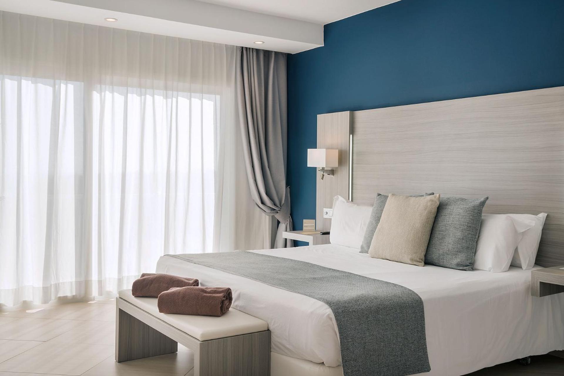 Royal Palm & - Adults Only Resort