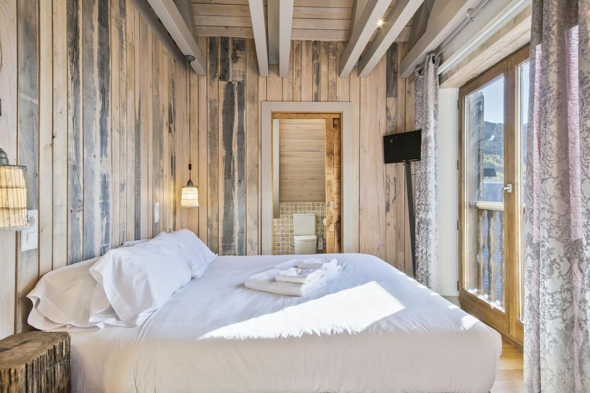 Luderna - Duplex Pin Nere