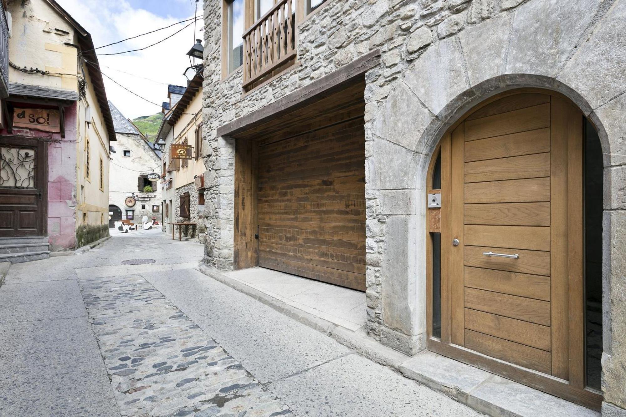 Luderna - Duplex Pin Nere Salardu