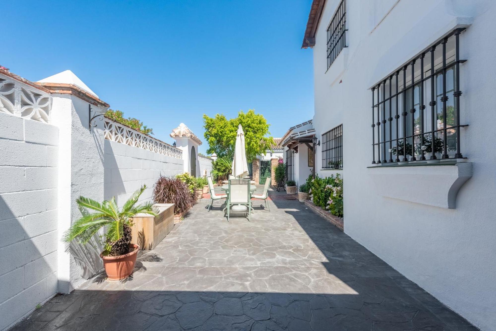 Amapola Villa