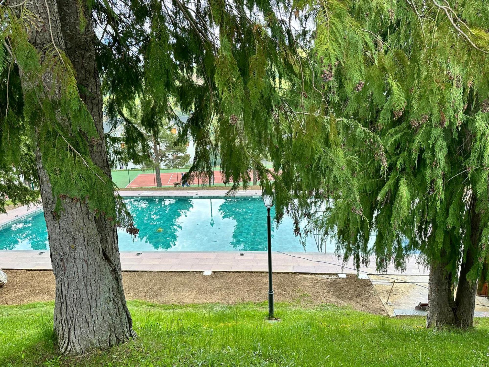 Apartamento Súper Céntrico, Con Vistas A Pistas Y Wifi *