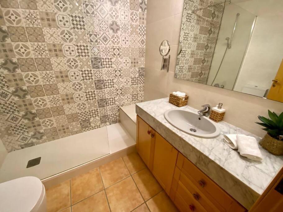 Sagaro Sea Housegardenbarbacue8 Paxsea View Holiday home *