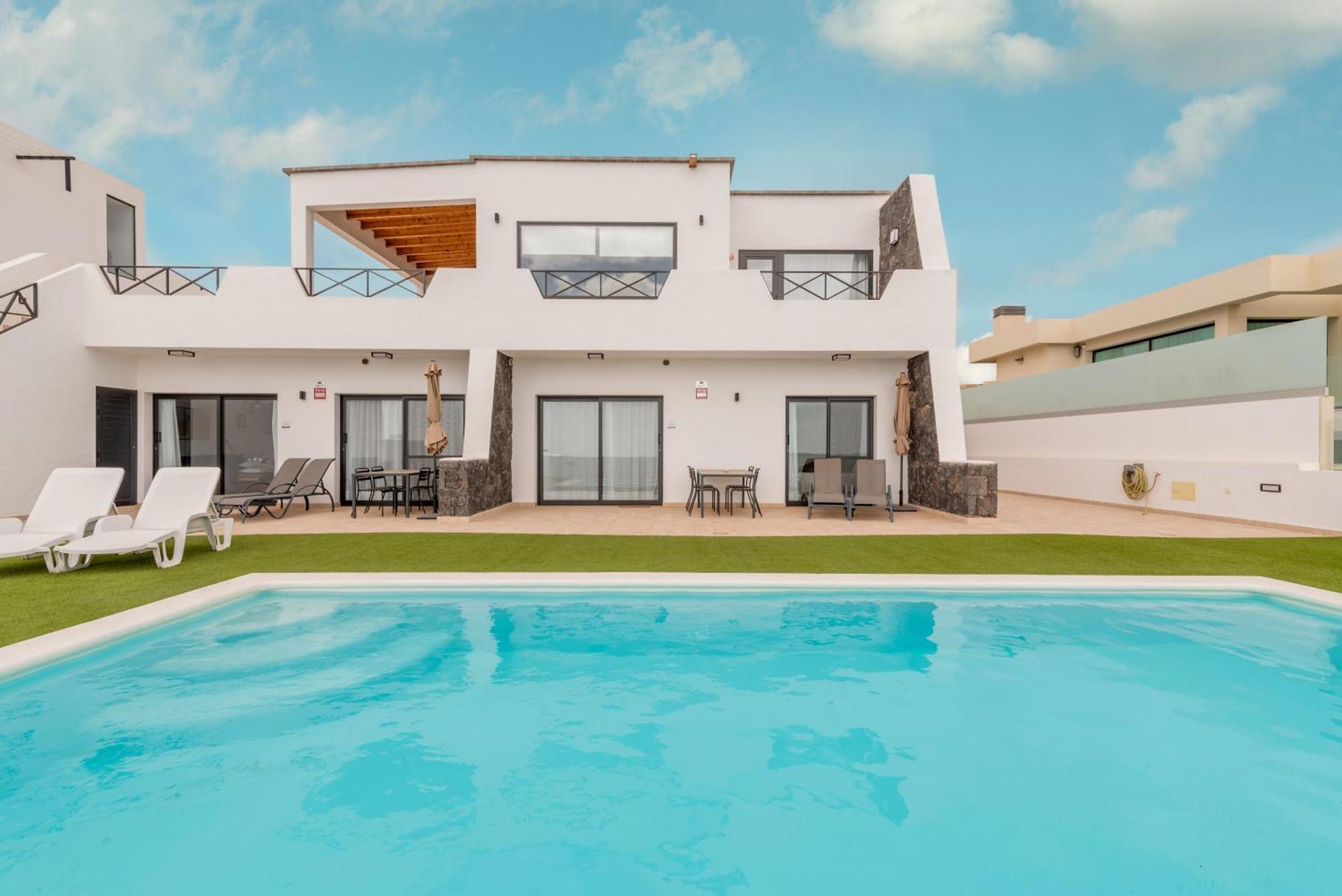 Sea Breeze Pool Amazing View Air Conditioning (adults Only) Apartamento Corralejo