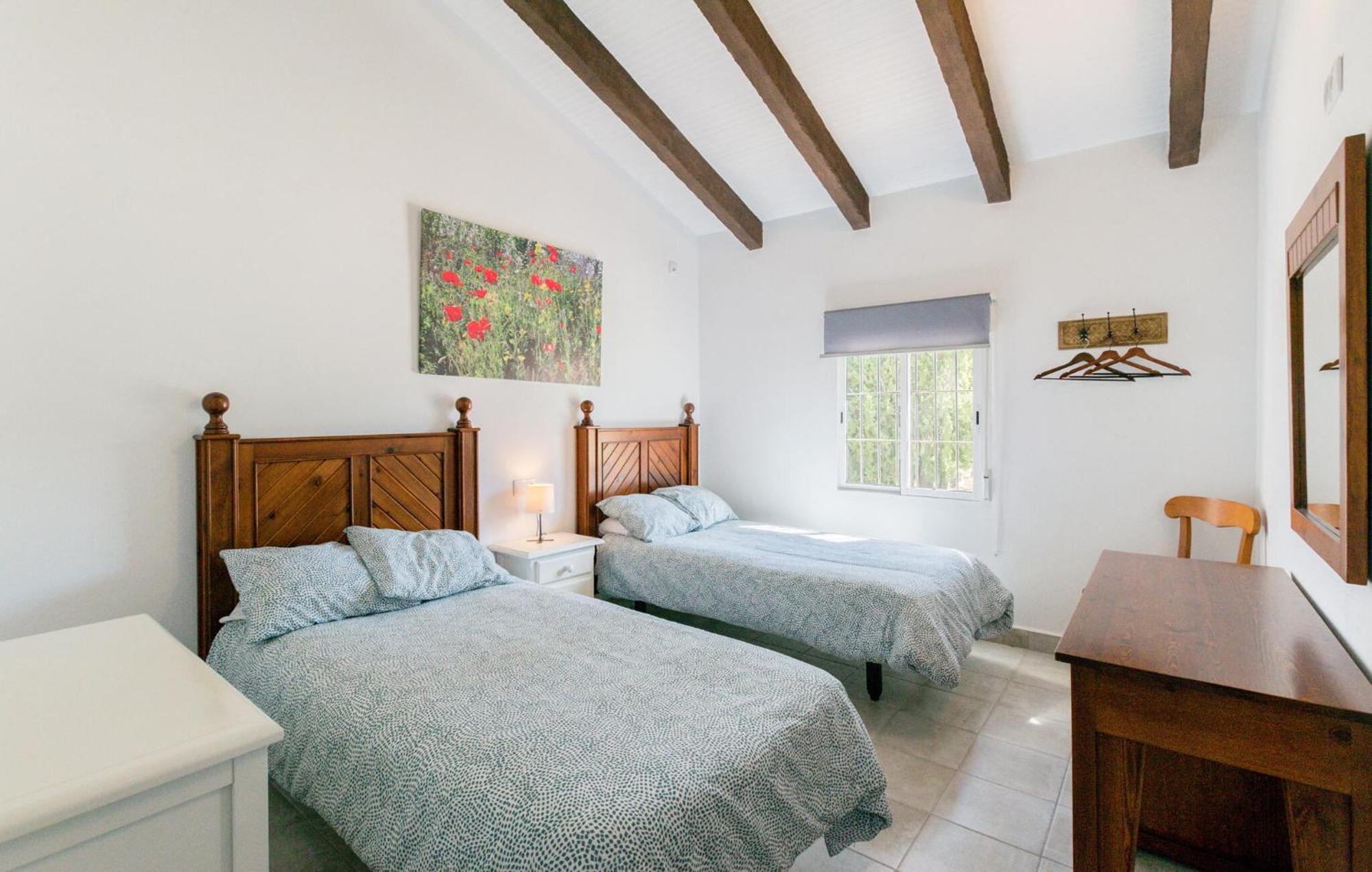 6 Bedroom Amazing In La Puebla De Infan *