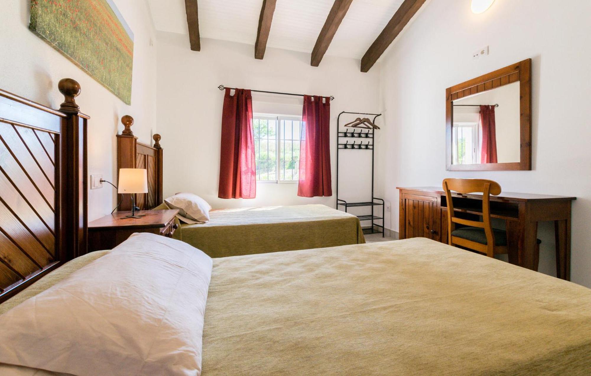 Holiday home 6 Bedroom Amazing In La Puebla De Infan La Puebla de los Infantes