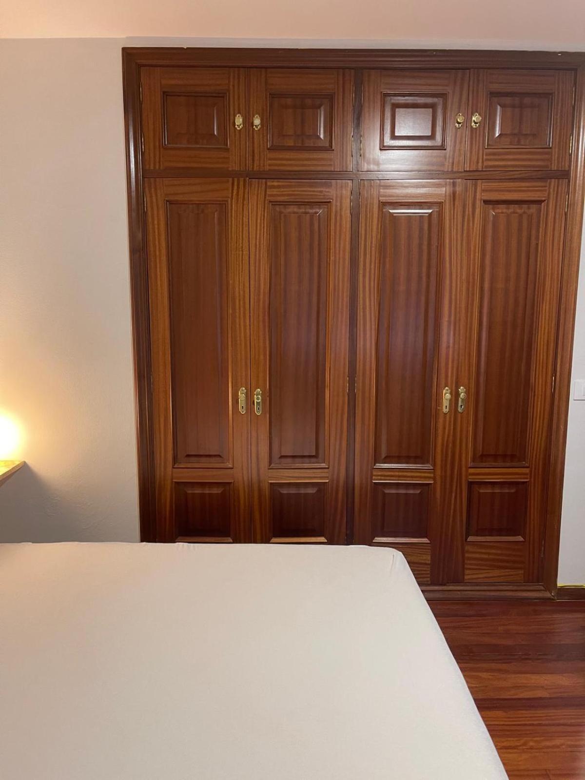 Sanjurjo Badia 3 Apartment