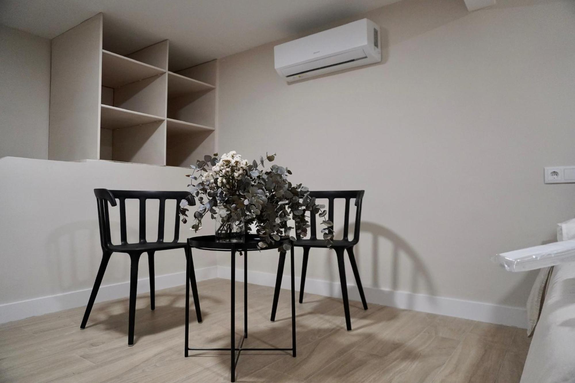 Estudio Veintisiete Apartamento *